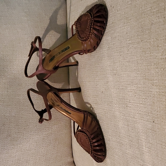 Woman's brown heels size 8.5 - Picture 1 of 4